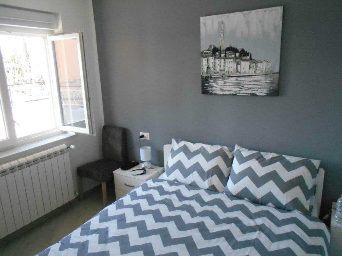 Apartment Laura Kostrena Kültér fotó